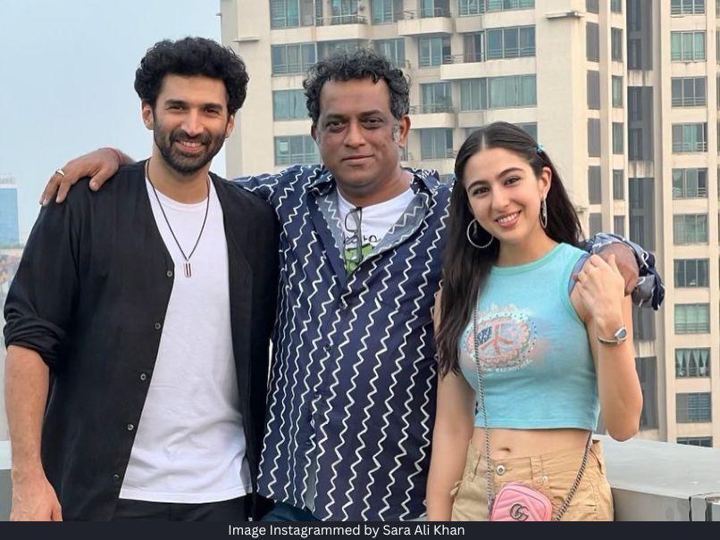 Sara Ali Khan and Aditya Roy Kapur 