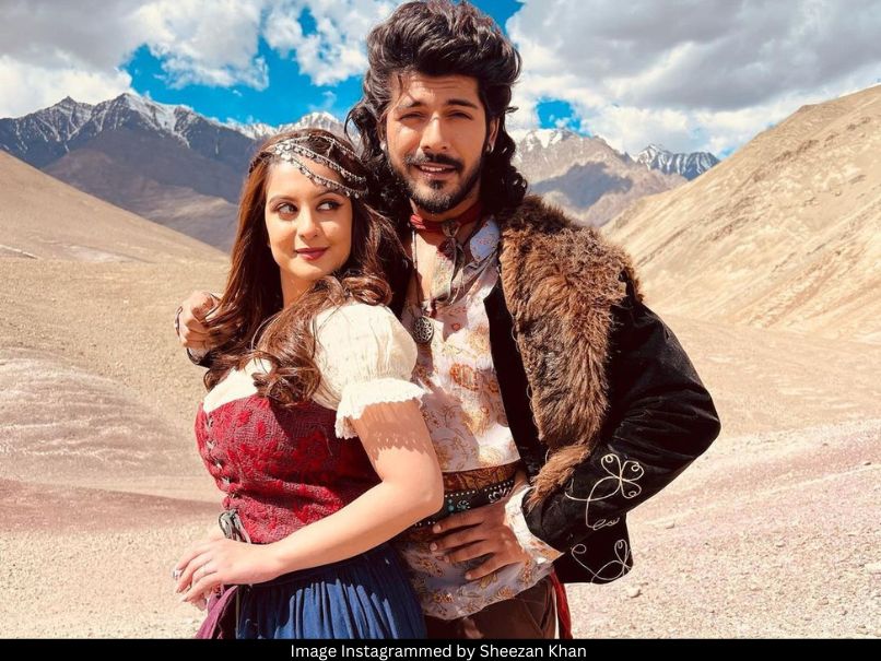 Tunisha Sharma And Sheezan Khan 