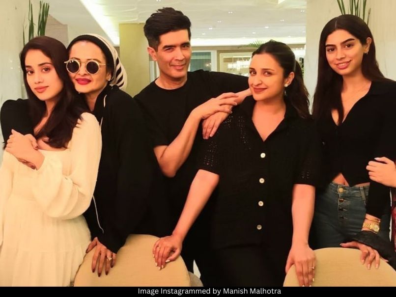 Rekha Manish Malhotraa 