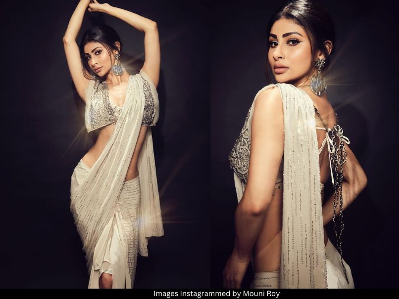  Mouni Roy