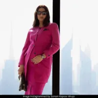  Sonam Kapoor Ahuja