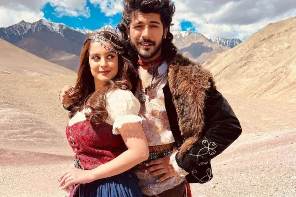Tunisha Sharma And Sheezan Khan 