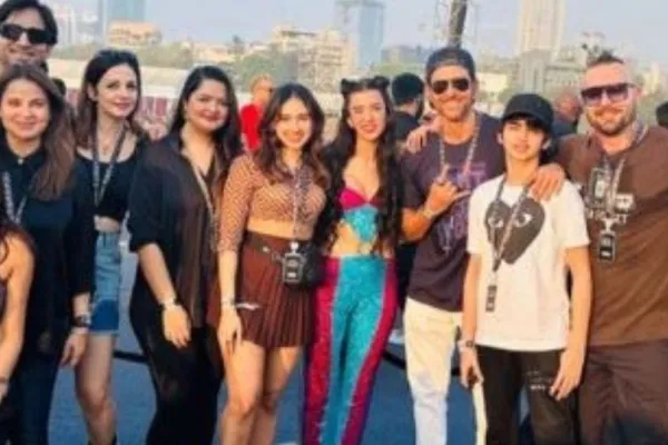 Hrithik Roshan with Saba Azad
