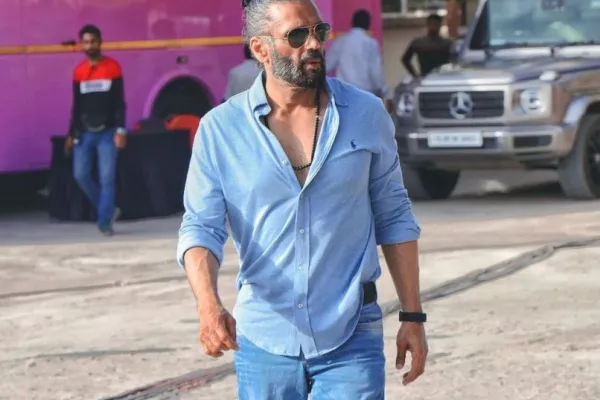 Suniel Shetty 