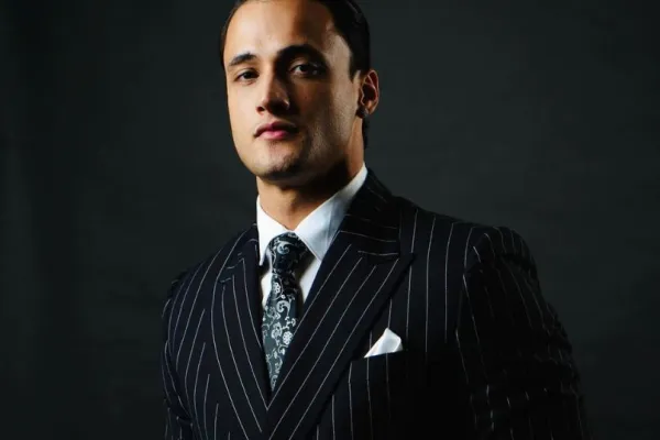 Asim Riaz