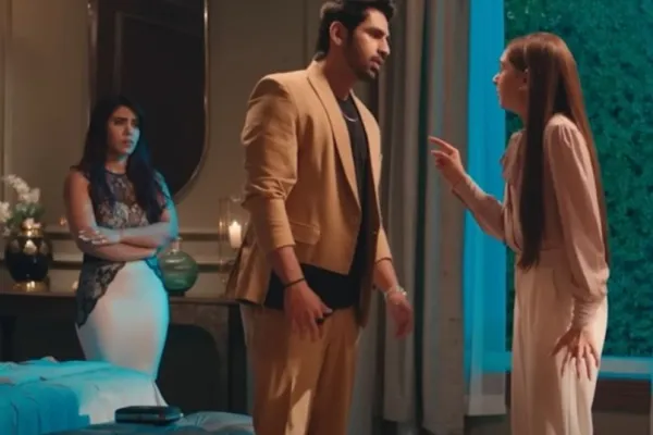 Bade Achhe Lagte Hain 