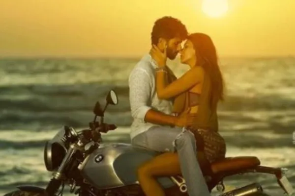 Shahid Kapoor and Kriti Sanon 