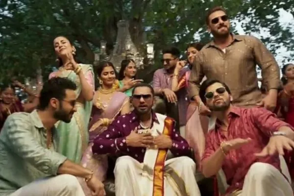 Lets Dance Chotu Motu song out now. 