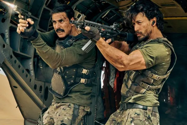 Akshay Kumar and Tiger Shroff 