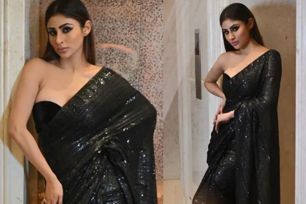 Mouni Roy 