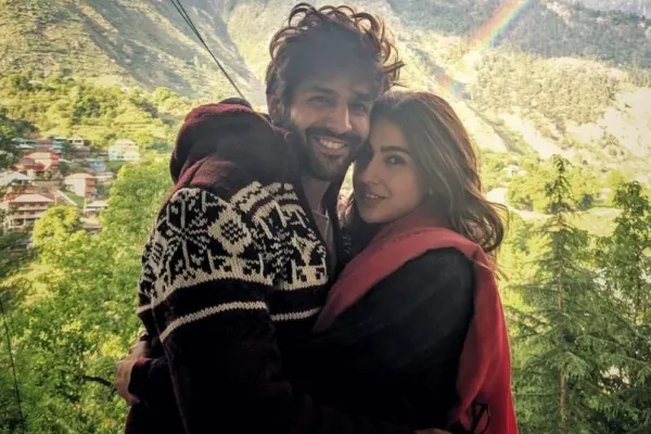 Kartik Aaryan and Sara Ali Khan 