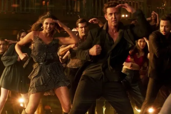 Deepika Padukone and Hrithik Roshan 