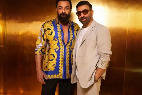 Sunny Deol, Bobby Deol 