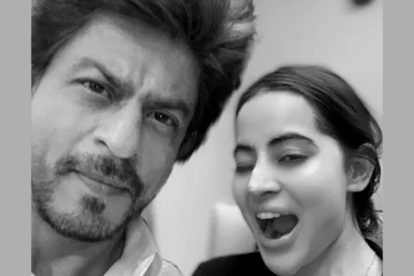 Shah Rukh Khan and Uorfi Javed 