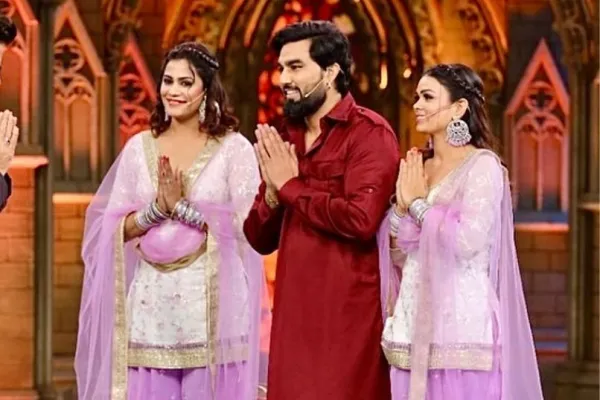 Payal Malik, Armaan Malik and Kritika Malik 