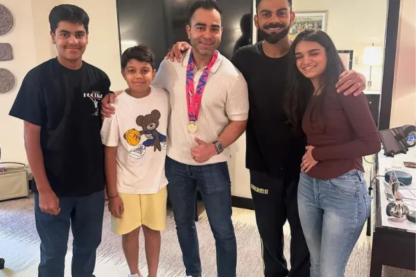 Virat Kohli family 